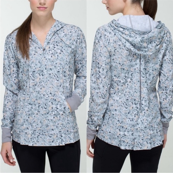 Lululemon Lightened Up Pullover Ambient Grey - Picture 1 of 13